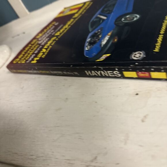 Chevrolet Cavalier Pontiac Sunfire 1995-2004 Haynes Repair Manual 38016 - Picture 3 of 4